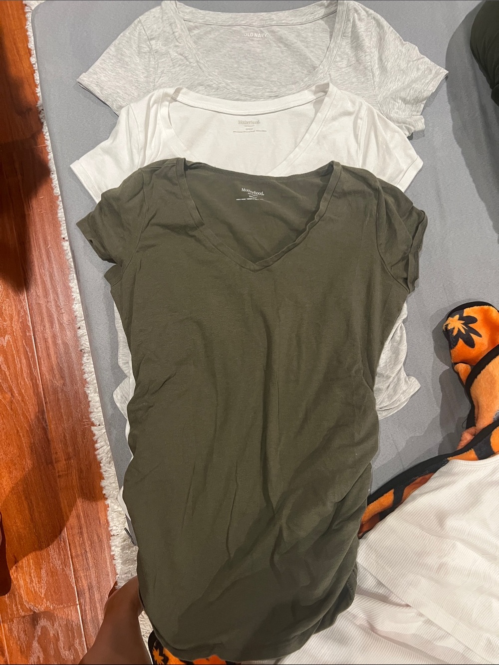 Maternity tops